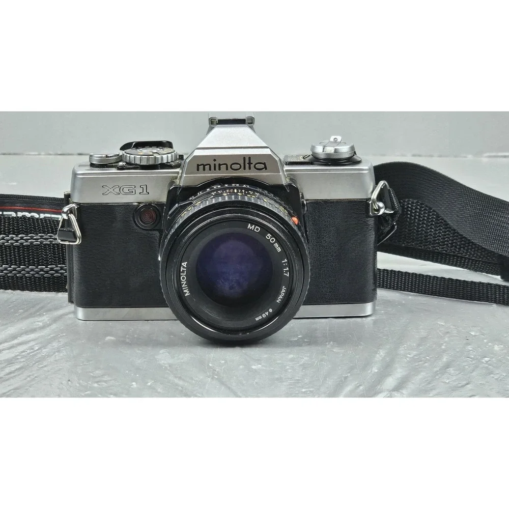 Minolta XG-M 35mm SLR film camera MD 50mm 1:17‎ Standard Lens Vintage Photo